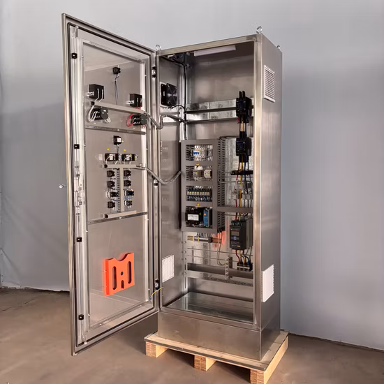 Распределительный щит электрического управления двигателем водяного насоса